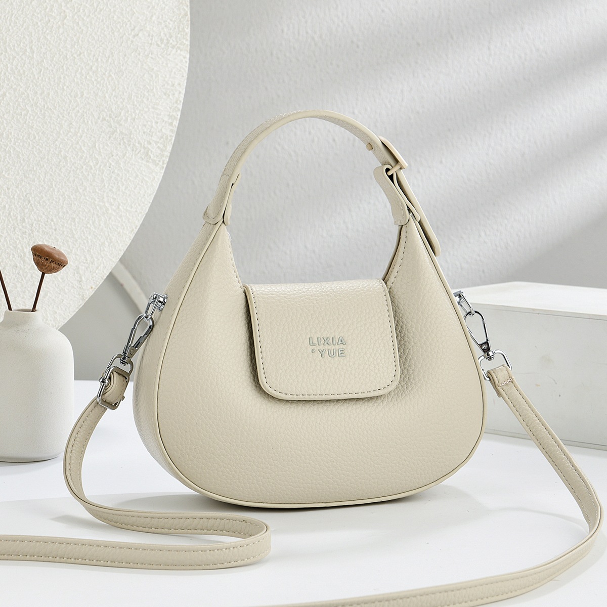 Bolsa de moda de media luna bolsas de bolsas de bolsas de bolsas simples bolsas de mochila de nuevo color sólido bolsas de hombro de viaje de mano bolsas transfronterizas