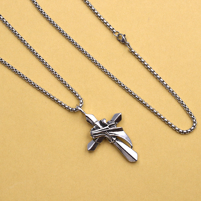 Collana con ali di piume e croce in titanio e perle, catena in acciaio inossidabile, semplificata, tridimensionale, solida_voghion.com