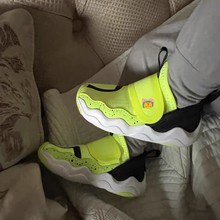 ����ͯЬ aj�¿�С���~�W����ͯ�p��һ�_����Ů�\����Ь�@��Ь