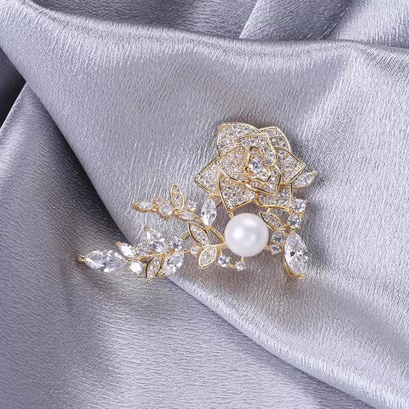 New Inlaid Zircon Peony Flower Pearl Brooch Pins for Women Fashion Dinner Dress Corsage Pins Clothing Coat Accessories Brooches