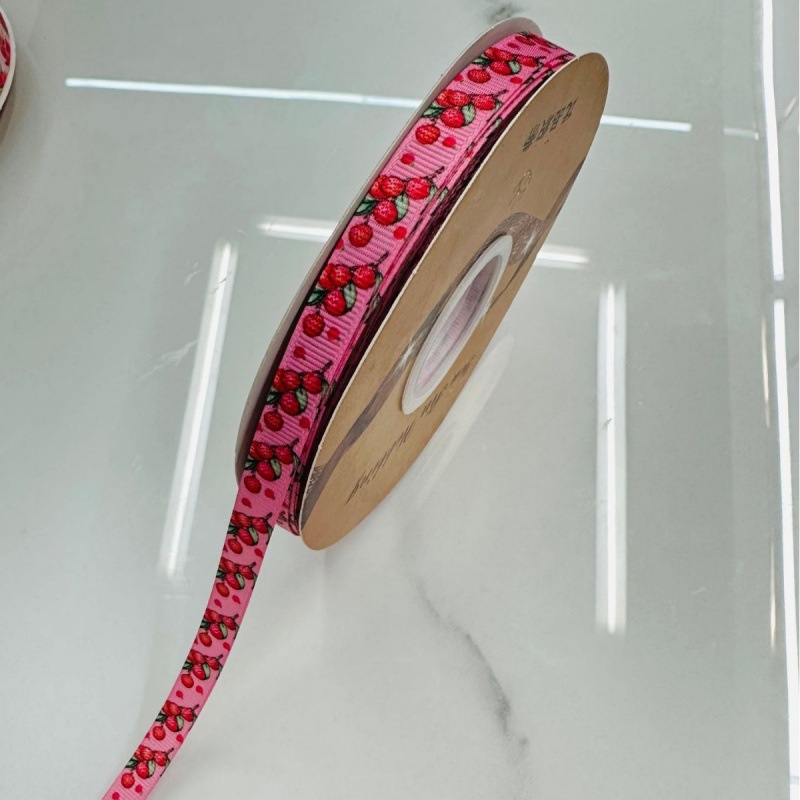 8. litchi mide 1 cm 50 yardas y 44 metros de ancho en un rollo