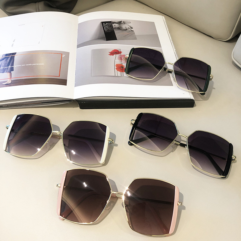 55g Weight UV400 Protection, UV Protection, Resin Lens Material Outdoor, Travel, Party, Fishing Occasion Women'S, Men'S, Unisex Gender Elegant, Glam, Retro, Vintage Style, Fashion, Sweet, Simple Style, Sports Style Grey, White, Pink, Green, Black Color Elegant Glam Retro UV400 Protection UV Protection Resin Women's Sunglasses 无
