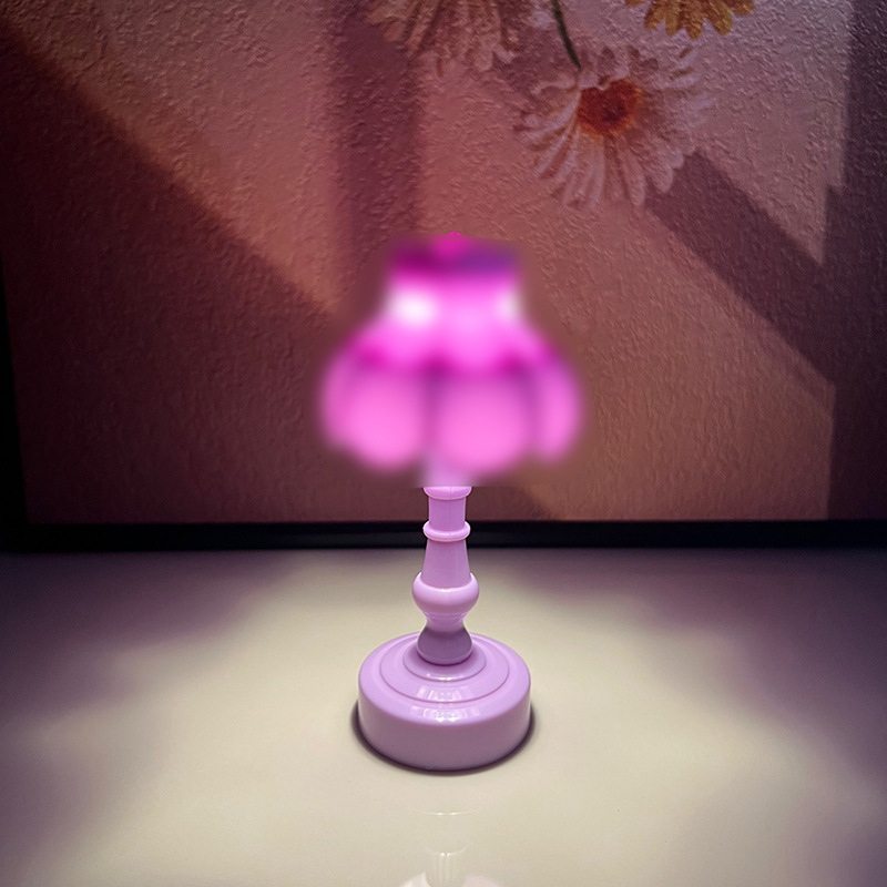 Dormitorio pequeña lámpara de escritorio dormitorio pequeña lámpara de noche lámpara de cabecera plástica lámpara electrónica marroquí lámpara de escritorio mini lámpara de escritorio decoración
