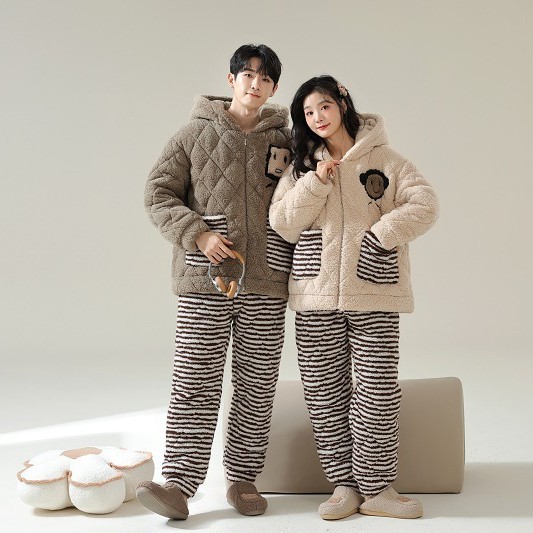 New Winter Couple Pajamas, Three-Layer Quilted and Velvet Thickeneded Long-Sleeved Hooded Cartoon Casual Style, Can Be Worn Outside at Home