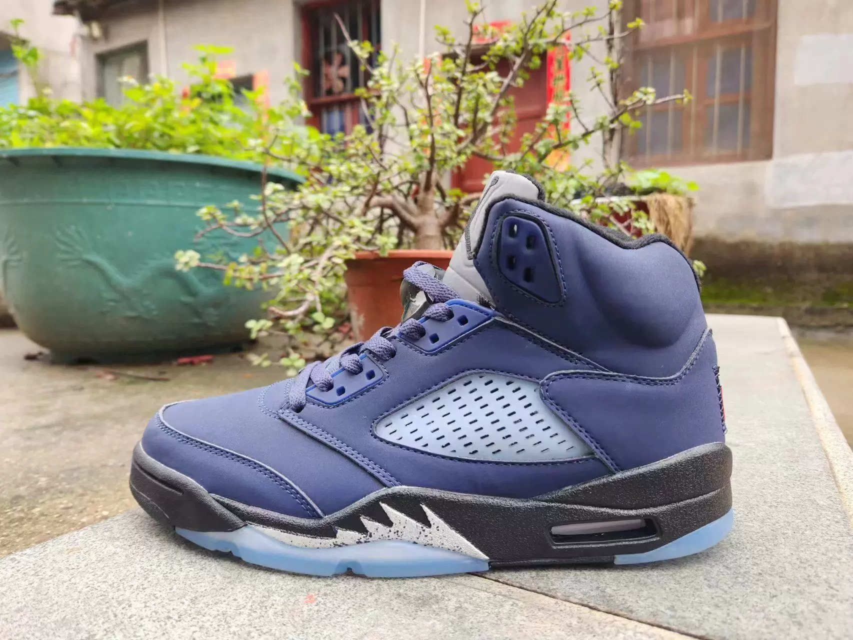 Putian Pure Original Shoes AJ5 White and Blue Candy Bull Chameleon Black Yellow Black Gray Mandarin Duck Qiao 5 Sports Men's and Women's Basketball Shoes
