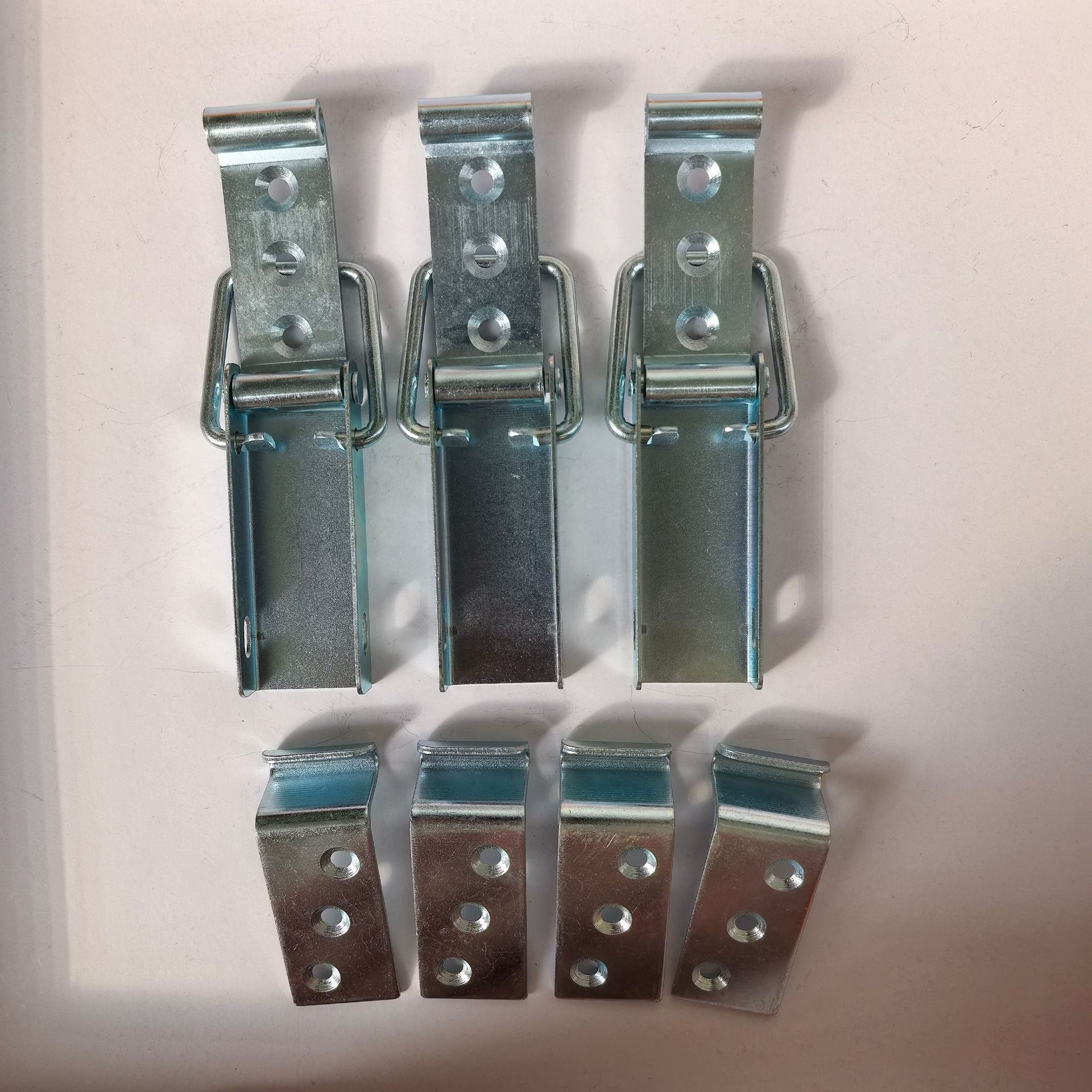 运输箱锁扣鸭嘴扣航空箱锁扣搭扣配套平钩直钩弯钩配件