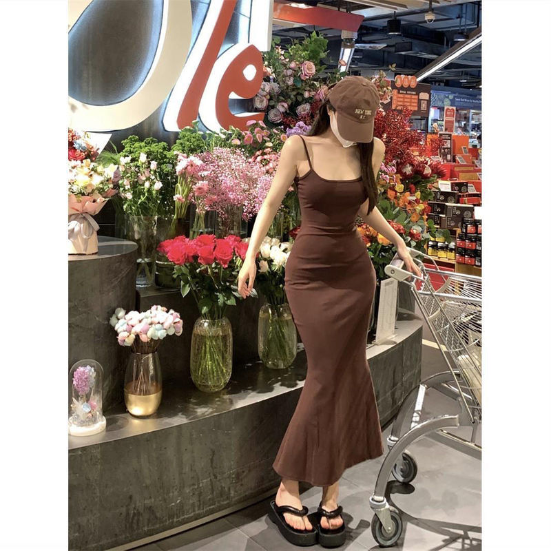 S Curves~Pure Desire Figure-Showing Slim Fit Hip-Hugging Slim Suspender Dress Pure Color Elastic Large Hem Fishtail Long Skirt