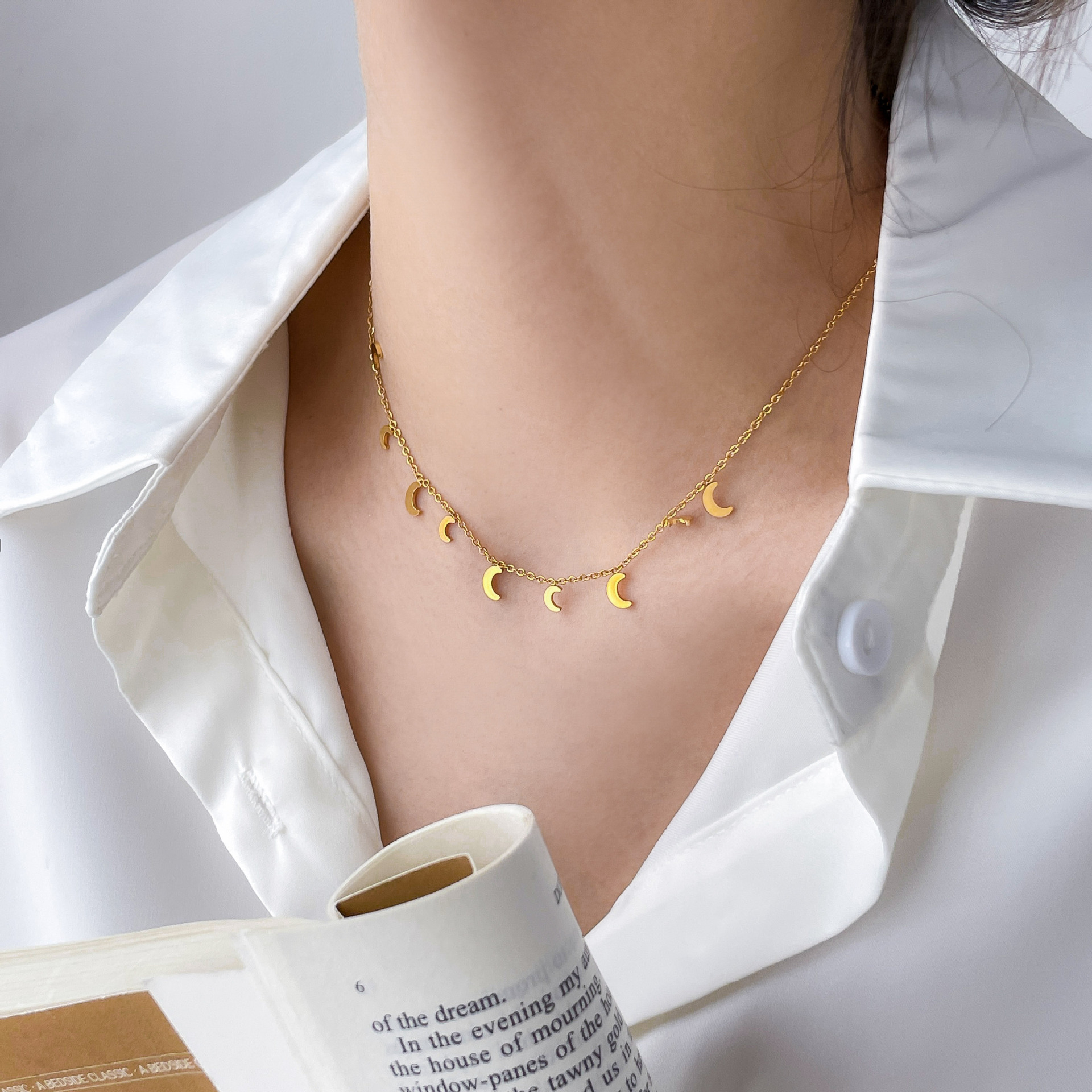 Simple Style Round Titanium Steel Inlay Zircon Pendant Necklace_colorza_3