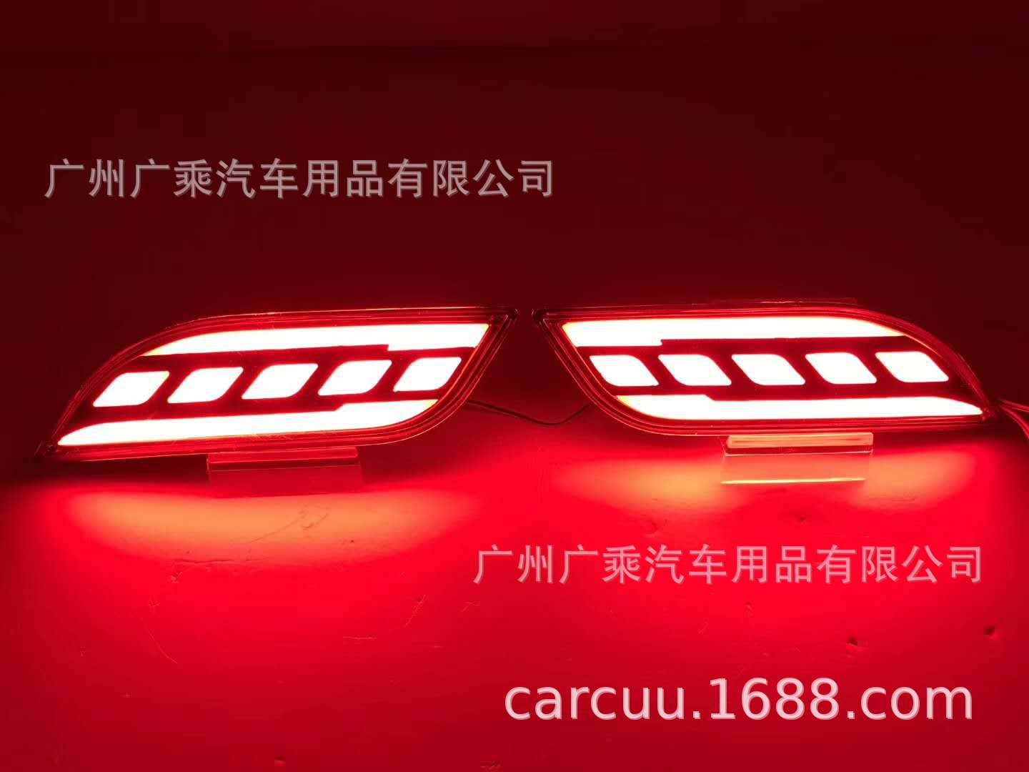 Aplicable a JEEP conductor 17-19 LED lámpara de la columna de la lámpara de parachoques trasero lámpara de freno de la luz antiniebla trasera