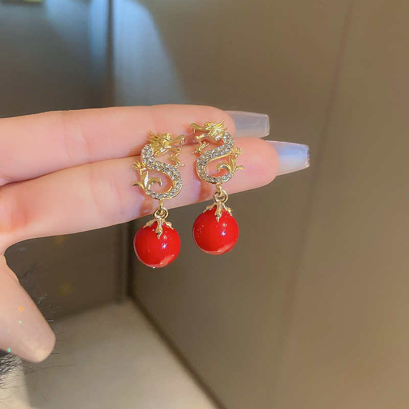 Pendientes festivos de año nuevo de año nuevo para el año del dragón Pendientes de perlas del zodiaco