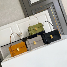 2025�¿�1BN023�^��ţƤ����С�����μ�Ҹ�°���ƤŮ���߼����i��