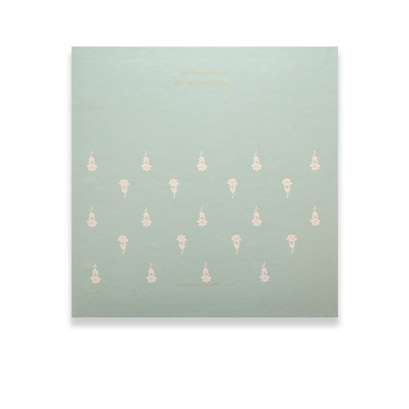 파란색 봉제 꽃