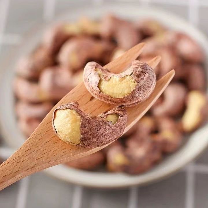 帶皮鹽焗味紫衣腰果仁批發代發500g 大果堅果年貨零食五香腰果仁