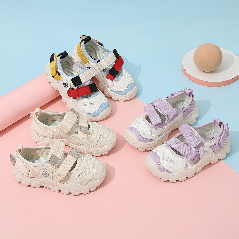 Children's sandals