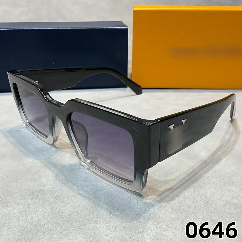 New Fashion Retro Square Frame Sunglasses for Men and Women, Versatile Commuter Sunglasses, Trendy High-End Ins Sunglasses New Fashion Retro Square Frame Sunglasses for Men and Women, Versatile Commuter Sunglasses, Trendy High-End Ins Sunglasses