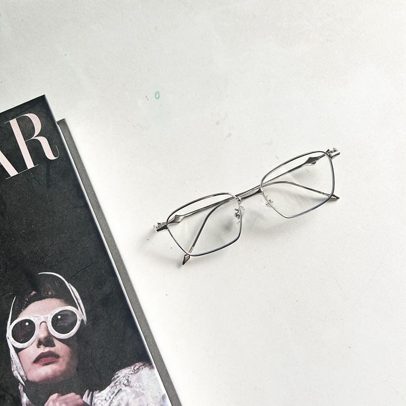 2024年新作GMメタルメガネフレーム、男性用、タン・ジアンと同じスタイル、女性用シルバースクエアスターメガネフレーム、度付き対応可能