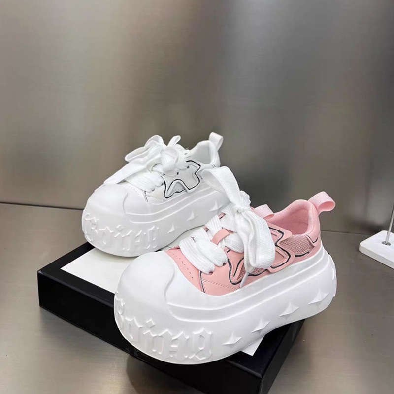 ヨーロッパのファッショナブルなビッグヘッドプラットフォーム厚底パンシューズ女性用 2025 新しい小さな白い靴小柄な人向けのカジュアルシューズトレンド|undefined