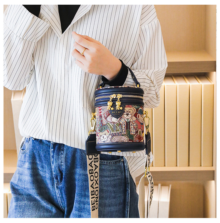 Women's Bag high end hand held bucket bag niche design shoulder crossbody_voghion.com