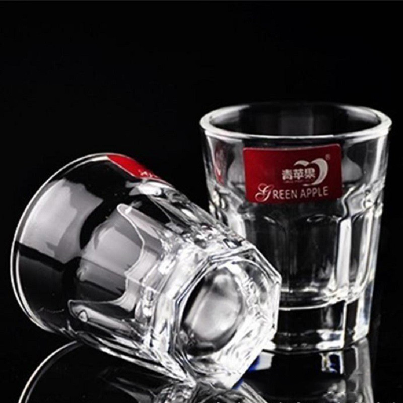 Manzana verde taza octogonal vino blanco vidrio espíritus vidrio transparente vidrio pequeño vino copa de roca taza gruesa taza de vino conjunto traje