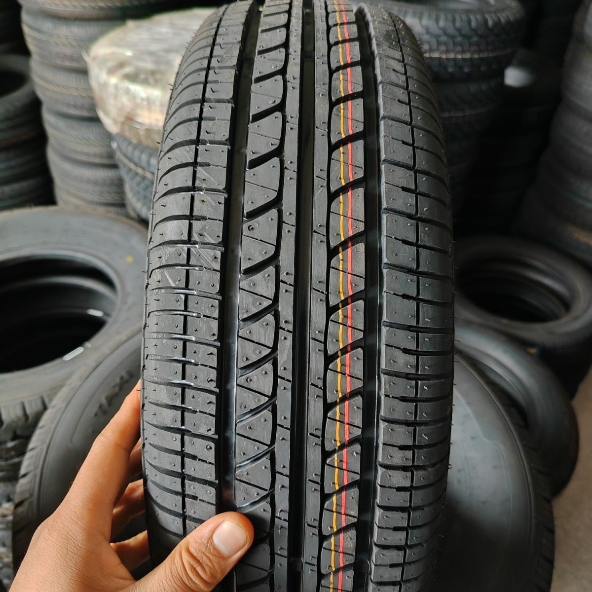 Brand New Tire 165/70R12 77t for Wuling Mini Tricycle and Bestune Pony Modification 1657012