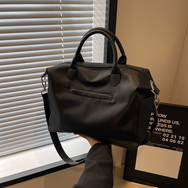One-shoulder bag, universal folding travel bag, capacious organizer bag for traveling