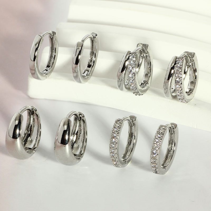 Labret piercing jewelry detail image