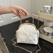 ���´������������������¿����e��ɫ2025���μ�Ҹ������Ů��