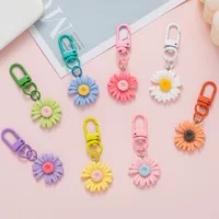 Милый цветок ромашки цвет брелок кулон маленький свежий DIY брелок аксессуары из смолы украшения сумка украшения