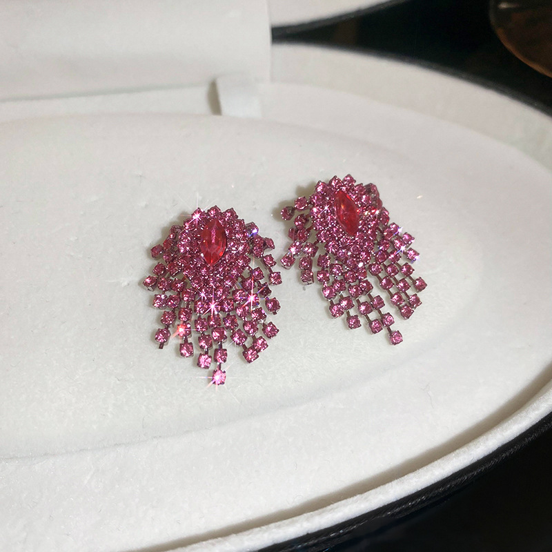 Aguja de plata, circón, diamantes, pendientes geométricos, lujo ligero, pendientes simples, de alta gama, pendientes, temperamento, pendientes de todo fósforo, mujeres al por mayor