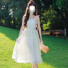 小个子连衣裙花间浮夏拼接度假海边印花吊带长裙温柔甜美雪纺薄纱