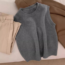 2025复古秋冬叠穿无袖圆领套头马甲针织衫上衣女新款韩版坎肩毛衣