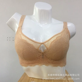模特;项链;其它服装展示