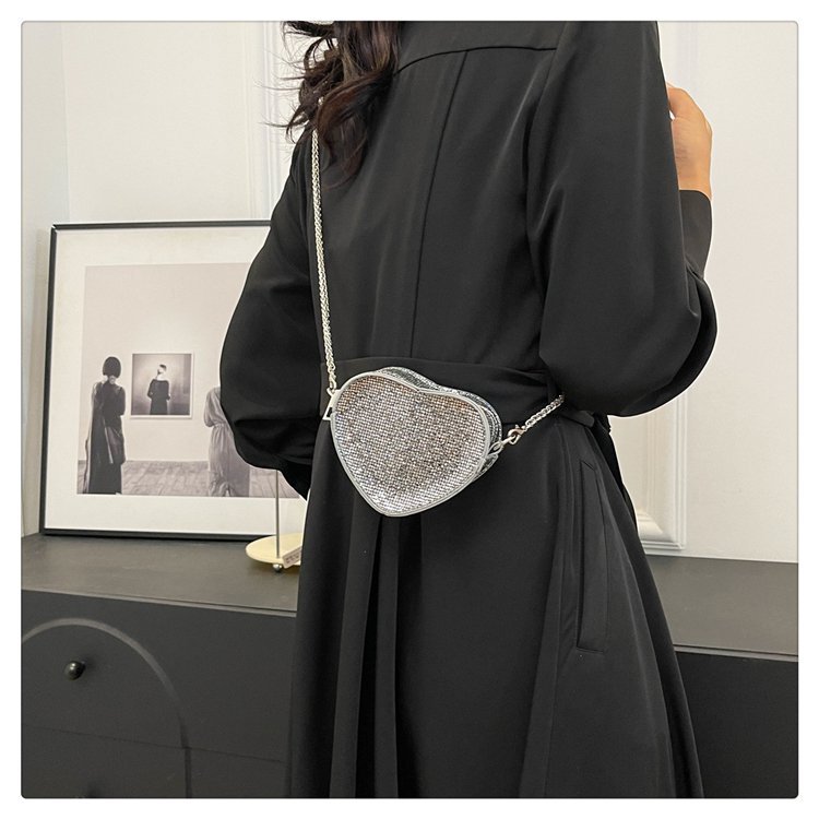 Holiday, Daily Occasion Pu Leather Material Women's Mini Pu Leather Solid Color Streetwear Sequins Heart-shaped Zipper Crossbody Bag