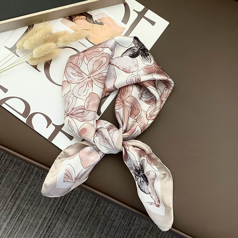 Bufanda cuadrada Bufanda de seda con cuello Sensación avanzada Verano salvaje Estilo coreano Pequeño protector de cuello fresco Bufanda decorativa Pequeño chal Bufanda en la cabeza