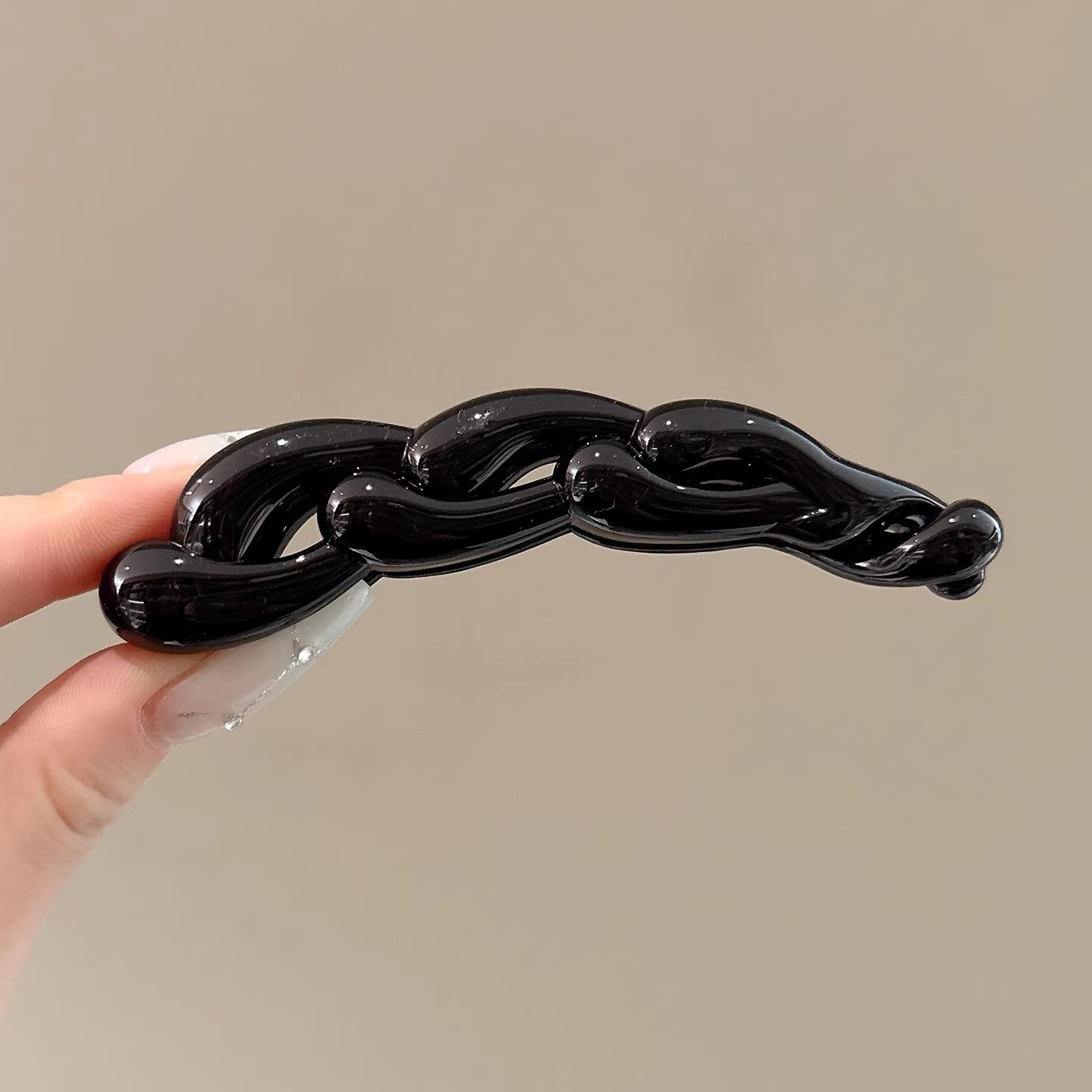 3# black twist - about 10cm