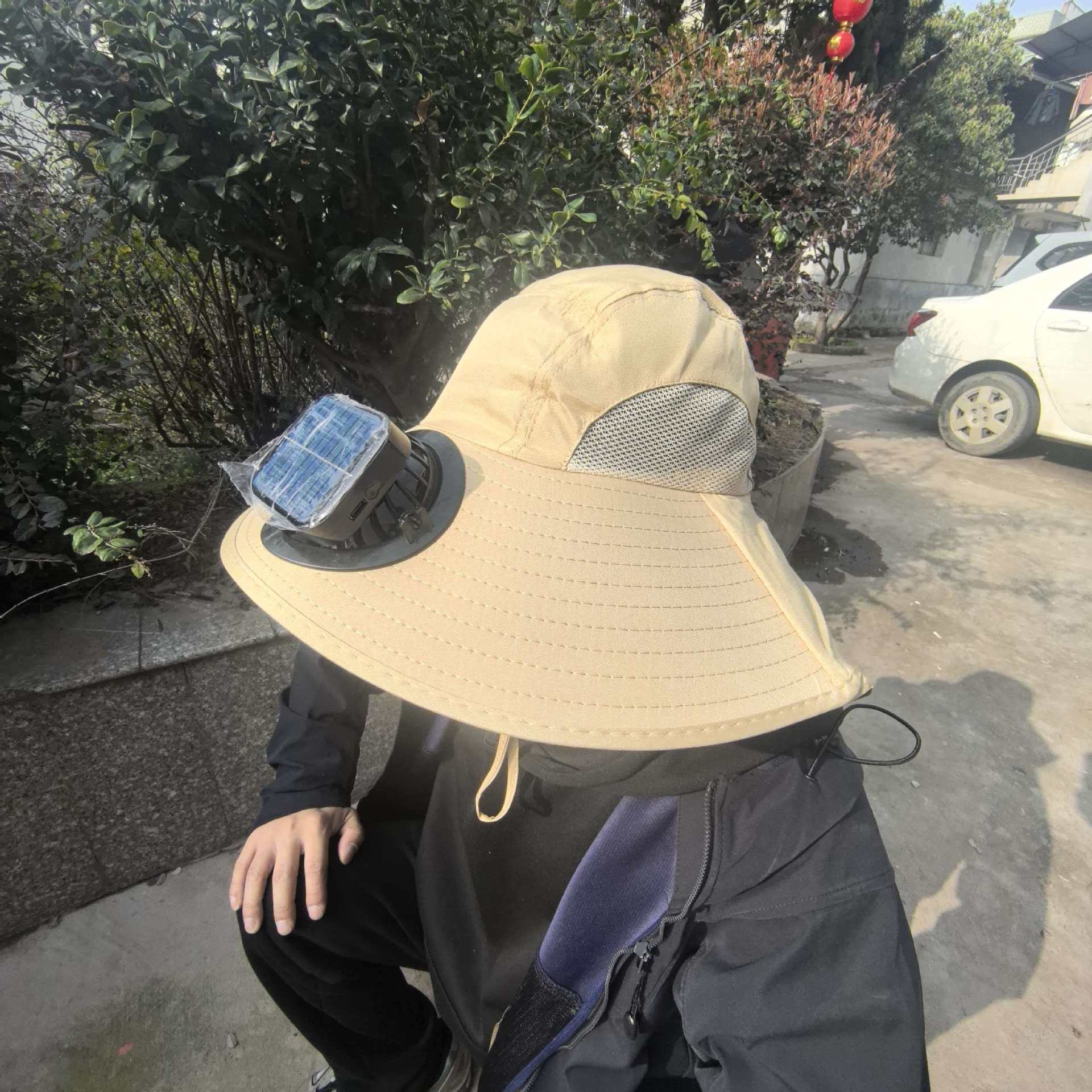 Cloak, sun hat, square air fan