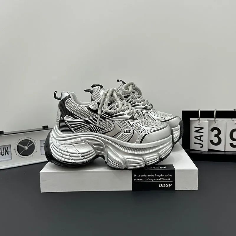 2025 Spring And Autumn New Versatile Dad For Women Thick Sole Height Increasing Sports Casual White Shoes Ins Trend_voghion.com