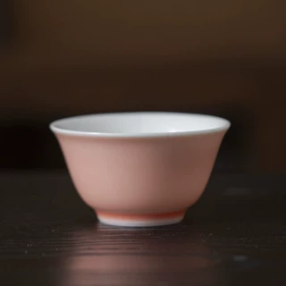 粉色马蹄品茗杯功夫茶具家用单杯主人杯小号岩小茶杯茶盏闻香杯子