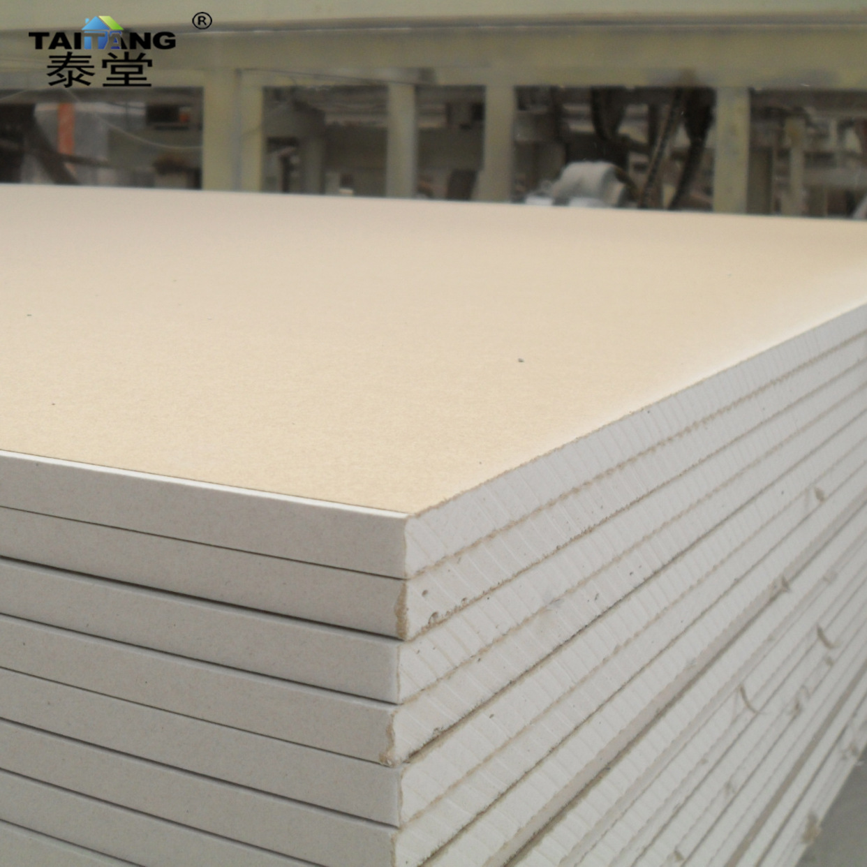 Tablero de yeso de 9mm Techo Tablero de yeso 12mm Tablero de yeso ignífugo a prueba de humedad Fabricante