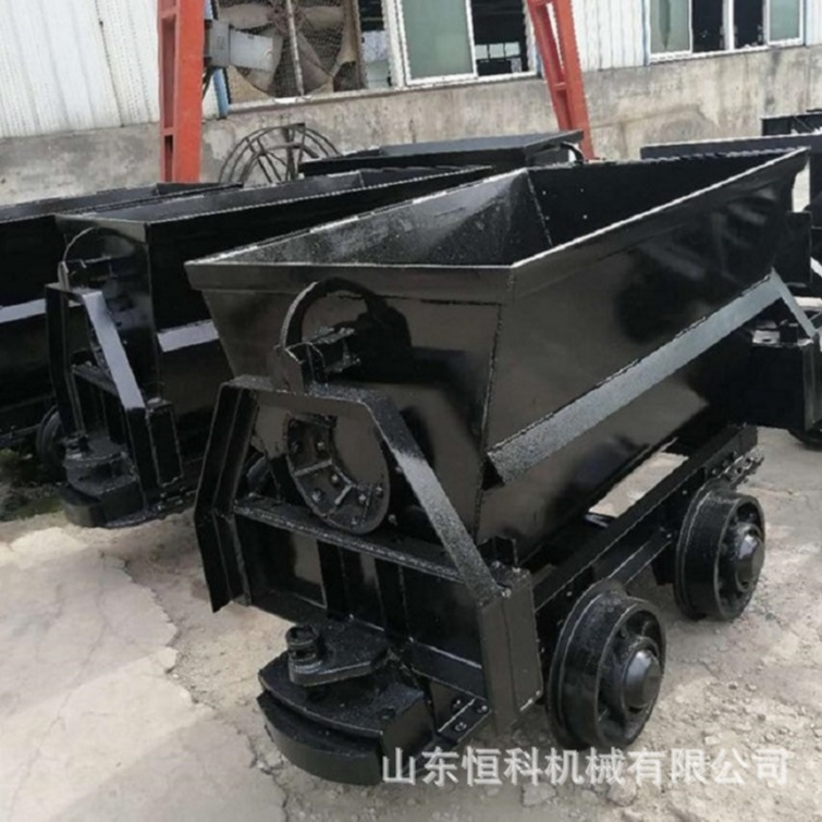 煤矿运输翻斗式矿车 矿用材料运输车 煤安认证MGC1.1-6固定式矿车