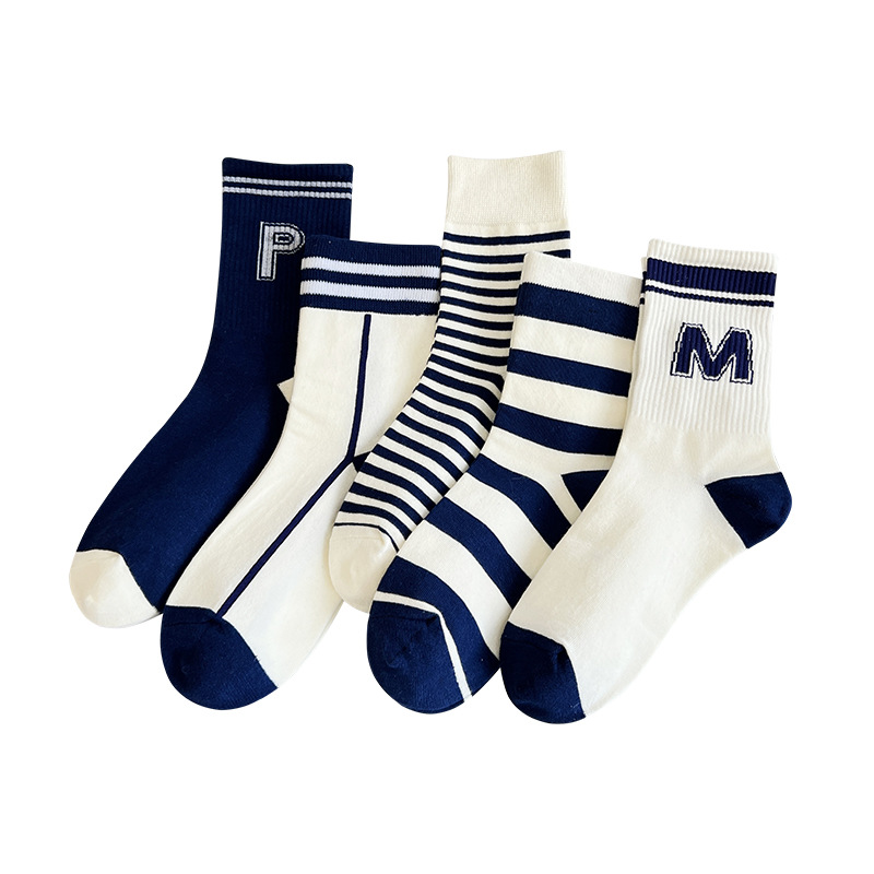 Primavera, Otoño e Invierno calcetines de mujer a media pierna rayas letra P color sólido algodón calcetines de mujer deportes medias de pareja blancas y azules