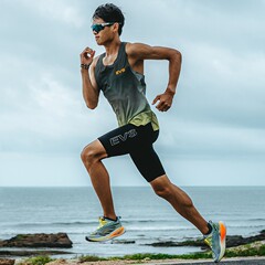 トレーニングトレーニングスポーツベスト女性シームレスフィット軽いメッシュ通気性速干メンズレースランニングマラソンベスト健