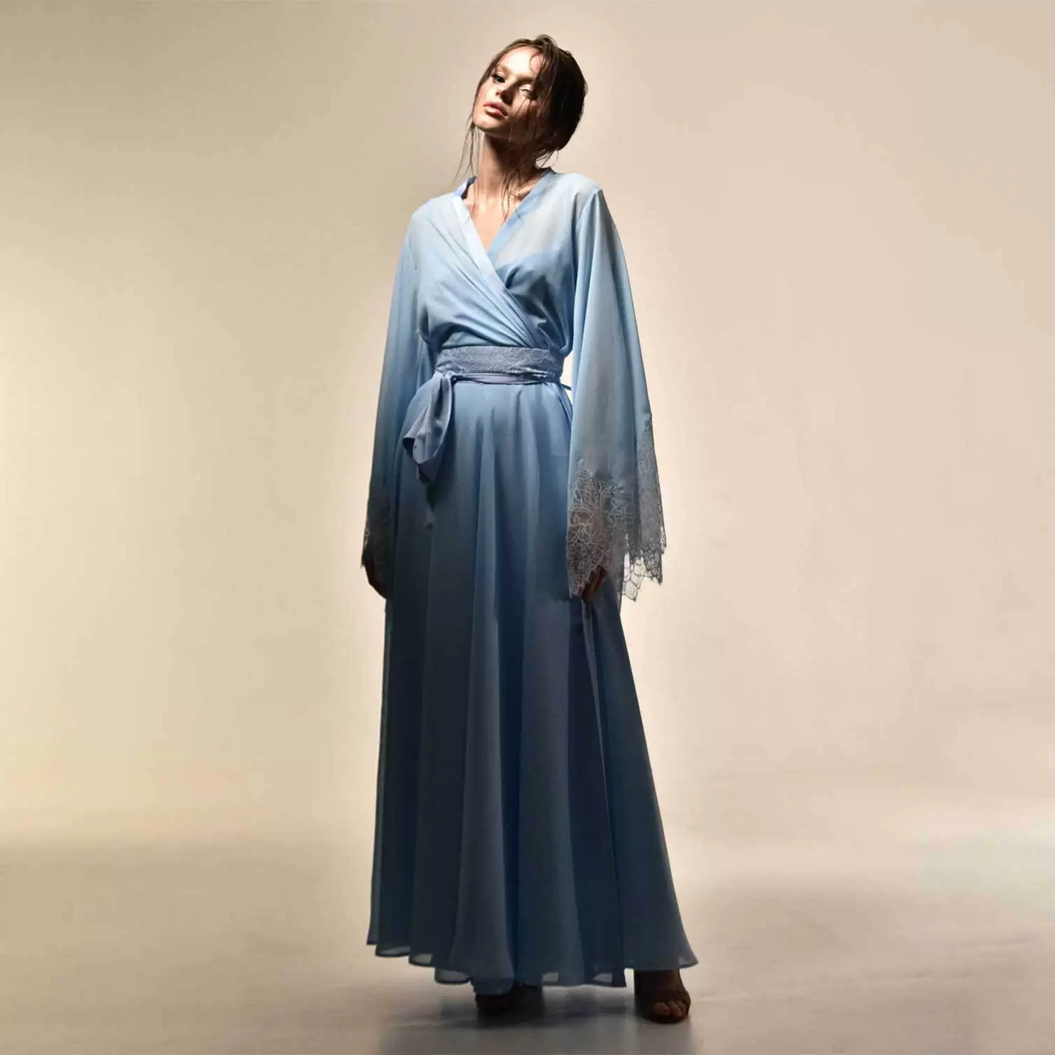 Long lace bathrobe, belt, silk elastic pijama for bride