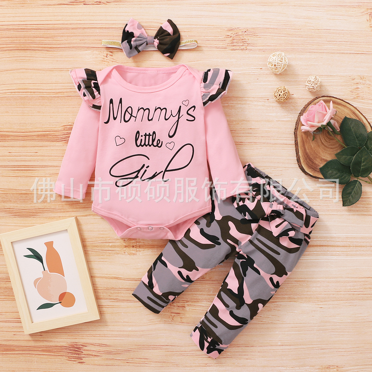 Winter suit sports letter flying sleeve pullover pink autumn cotton European and American pants suit Universal Children's clothing