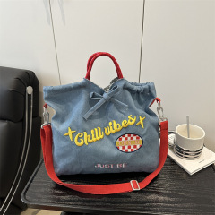 刺繍文字パーソナライズされたトレンド 2025 新しい大容量ポータブルデニムショルダートートメッセンジャーバッグ女性のための