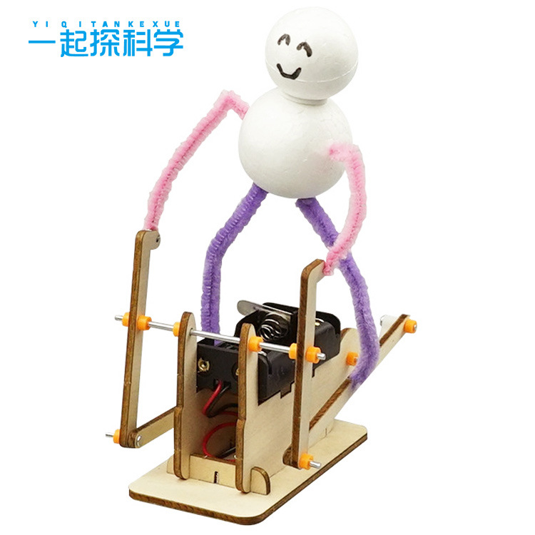 Running wooden robot handmade Science and Technology small production diy Elementary School junior high school science experiment stem science and technology toys