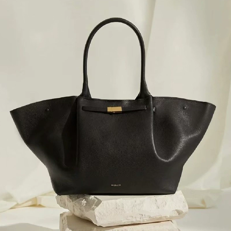 Handheld bag, capacious purse