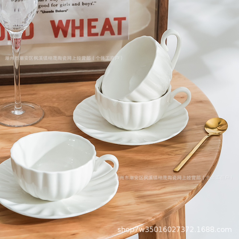 Tazas de café blancas transfronterizas, tazas de calabaza de cerámica, platos de tazas de agua de estilo europeo, tazas de alojamiento de hoteles, tazas de esmalte de color