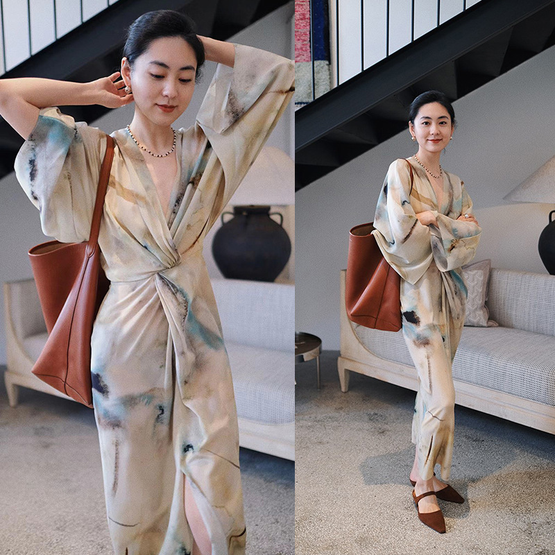 Blogger Hot Style ~ Spanish Niche Ink Style V-Neck Wide Sleeve Knot Silk Long Dress Elegant Long Dress