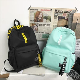 休闲背包;旅行包袋;通用双肩背包